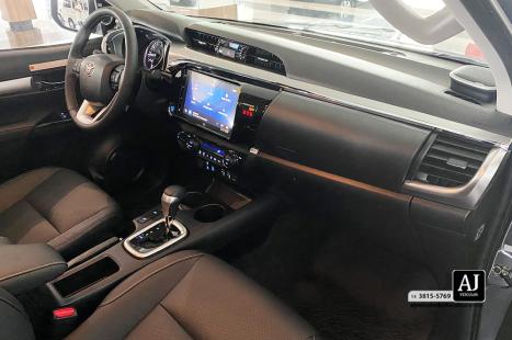 TOYOTA Hilux Caminhonete 2.8 16V SRX 4X4 TURBO DIESEL CABINE DUPLA AUTOM�TICO, Foto 11