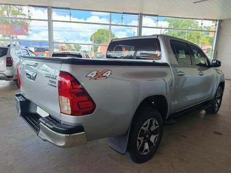 TOYOTA Hilux Caminhonete 2.8 16V SRX 4X4 TURBO DIESEL CABINE DUPLA AUTOM�TICO, Foto 4
