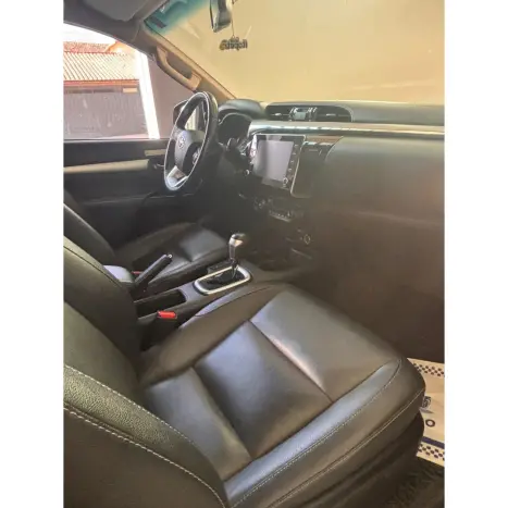 TOYOTA Hilux Caminhonete 2.8 16V SRV 4X4 DIESEL CABINE DUPLA AUTOM�TICO, Foto 10