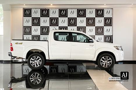 TOYOTA Hilux Caminhonete 2.7 16V 4P SRV FLEX 4X4  CABINE DUPLA AUTOM�TICO, Foto 4