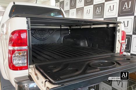 TOYOTA Hilux Caminhonete 2.7 16V 4P SRV FLEX 4X4  CABINE DUPLA AUTOM�TICO, Foto 18