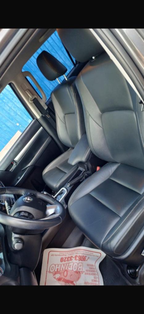 TOYOTA Hilux Caminhonete 3.0 4P 4X4 SRV TURBO DIESEL CABINE DUPLA, Foto 9