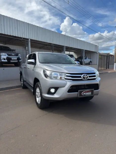 TOYOTA Hilux Caminhonete 2.7 16V 4P SRV CABINE DUPLA, Foto 10