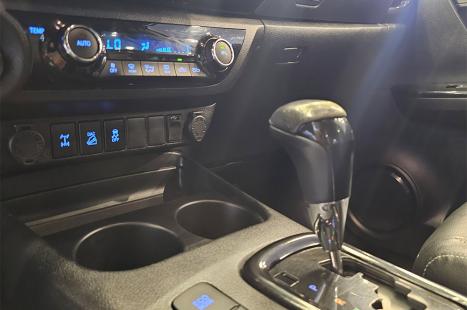 TOYOTA Hilux Caminhonete 2.8 16V SRX 4X4 DIESEL CABINE DUPLA AUTOM�TICO, Foto 14