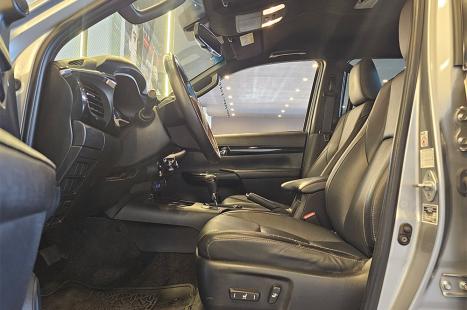 TOYOTA Hilux Caminhonete 2.8 16V SRX 4X4 DIESEL CABINE DUPLA AUTOM�TICO, Foto 17