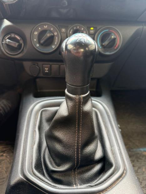 TOYOTA Hilux Caminhonete 2.8 16V  LOW M4FD 4X4 TURBO DIESEL CABINE DUPLA, Foto 6