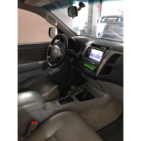 TOYOTA Hilux Caminhonete 3.0 4P SR 4X4 TURBO DIESEL CABINE DUPLA AUTOM�TICO, Foto 9