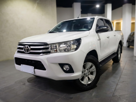 TOYOTA Hilux Caminhonete 3.0 16V 4P 4X4 SRV TURBO DIESEL CABINE DUPLA AUTOM�TICO, Foto 1