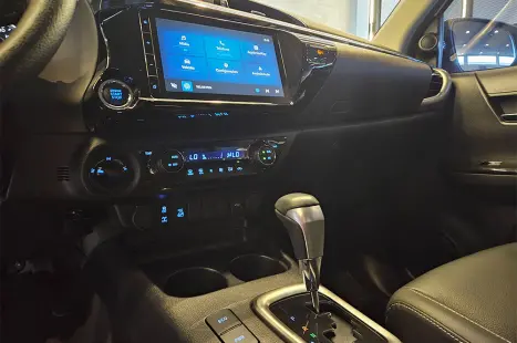 TOYOTA Hilux Caminhonete 2.8 16V SRV 4X4 DIESEL CABINE DUPLA AUTOM�TICO, Foto 13