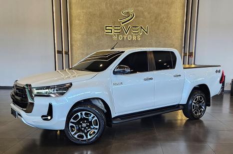 TOYOTA Hilux Caminhonete 2.8 16V SRX 4X4 DIESEL CABINE DUPLA AUTOM�TICO, Foto 1