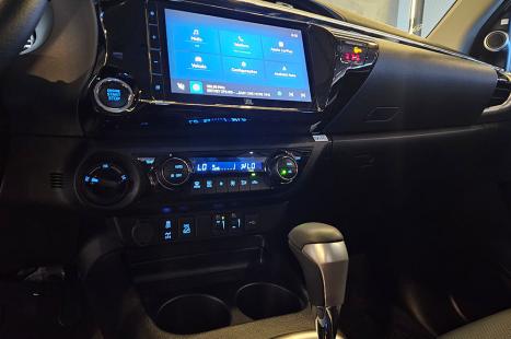 TOYOTA Hilux Caminhonete 2.8 16V SRX 4X4 DIESEL CABINE DUPLA AUTOM�TICO, Foto 10
