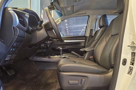 TOYOTA Hilux Caminhonete 2.8 16V SRX 4X4 DIESEL CABINE DUPLA AUTOM�TICO, Foto 14