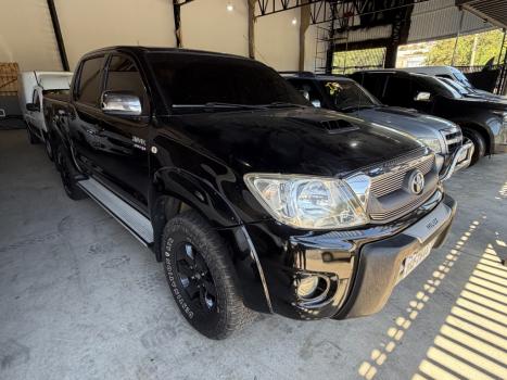 TOYOTA Hilux Caminhonete 3.0 16V 4P 4X4 SRV TURBO DIESEL CABINE DUPLA AUTOM�TICO, Foto 3