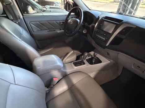 TOYOTA Hilux Caminhonete 3.0 16V 4P 4X4 SRV TURBO DIESEL CABINE DUPLA AUTOM�TICO, Foto 5