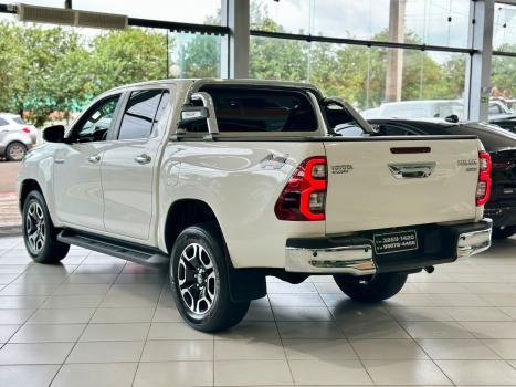 TOYOTA Hilux Caminhonete 2.8 16V 4P SRX DIESEL CABINE DUPLA, Foto 4