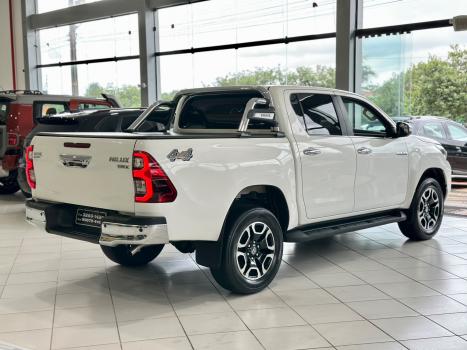 TOYOTA Hilux Caminhonete 2.8 16V 4P SRX DIESEL CABINE DUPLA, Foto 6