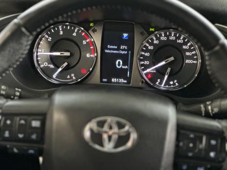 TOYOTA Hilux Caminhonete 2.8 16V 4P SRX DIESEL CABINE DUPLA, Foto 10