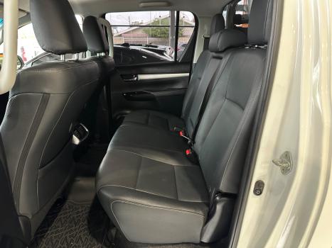 TOYOTA Hilux Caminhonete 2.8 16V 4P SRX DIESEL CABINE DUPLA, Foto 14