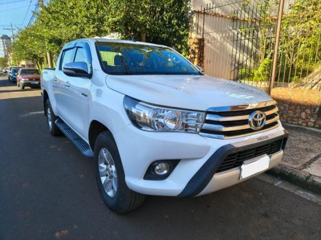 TOYOTA Hilux Caminhonete 2.8 16V SRV 4X4 DIESEL CABINE DUPLA AUTOM�TICO, Foto 1