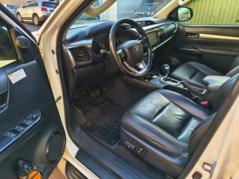 TOYOTA Hilux Caminhonete 2.8 16V SRV 4X4 DIESEL CABINE DUPLA AUTOM�TICO, Foto 7