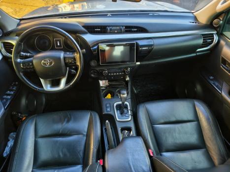 TOYOTA Hilux Caminhonete 2.8 16V SRV 4X4 DIESEL CABINE DUPLA AUTOM�TICO, Foto 8