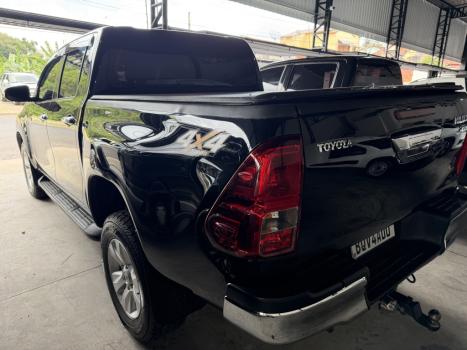 TOYOTA Hilux Caminhonete 2.8 16V SRV 4X4 DIESEL CABINE DUPLA AUTOM�TICO, Foto 1