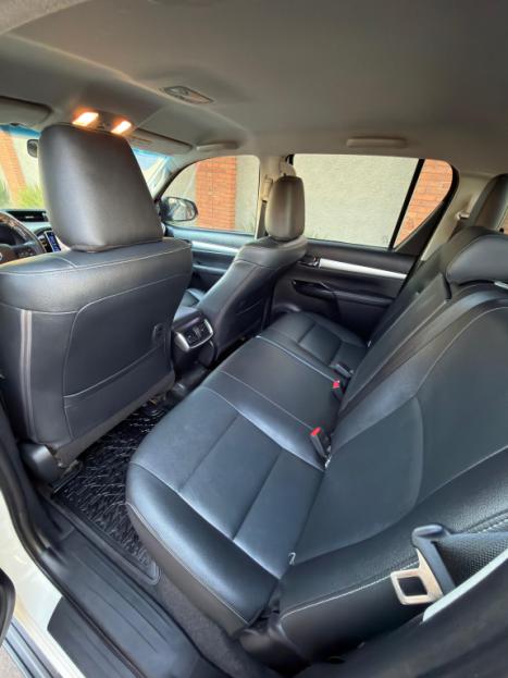 TOYOTA Hilux Caminhonete 2.8 16V SRV 4X4 DIESEL CABINE DUPLA AUTOM�TICO, Foto 13