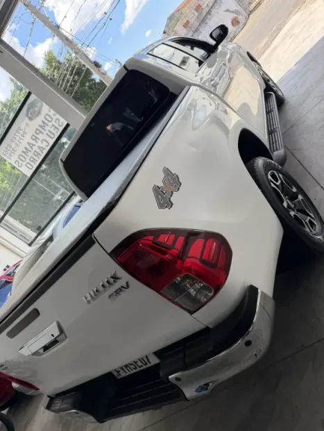 TOYOTA Hilux Caminhonete 2.5 16V 4P 4X4 TURBO DIESEL CABINE DUPLA, Foto 2