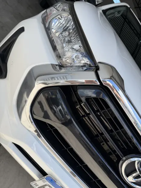 TOYOTA Hilux Caminhonete 2.5 16V 4P 4X4 TURBO DIESEL CABINE DUPLA, Foto 4