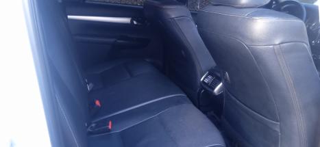 TOYOTA Hilux Caminhonete 2.8 16V SRX 4X4 TURBO DIESEL CABINE DUPLA AUTOM�TICO, Foto 15