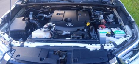 TOYOTA Hilux Caminhonete 2.8 16V SRX 4X4 TURBO DIESEL CABINE DUPLA AUTOM�TICO, Foto 19