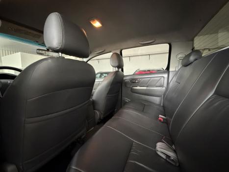 TOYOTA Hilux Caminhonete 3.0 4P 4X4 SRV TURBO DIESEL CABINE DUPLA, Foto 10