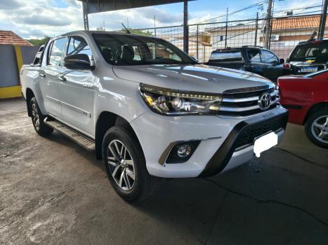 TOYOTA Hilux Caminhonete 2.8 16V SRX 4X4 DIESEL CABINE DUPLA AUTOM�TICO, Foto 8