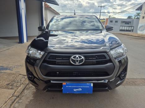 TOYOTA Hilux Caminhonete 2.8 16V 4P SR 4X4 DIESEL CABINE DUPLA AUTOM�TICO, Foto 2