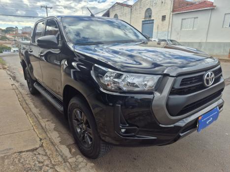 TOYOTA Hilux Caminhonete 2.8 16V 4P SR 4X4 DIESEL CABINE DUPLA AUTOM�TICO, Foto 3