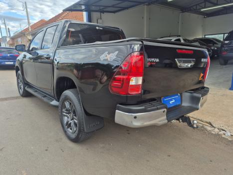 TOYOTA Hilux Caminhonete 2.8 16V 4P SR 4X4 DIESEL CABINE DUPLA AUTOM�TICO, Foto 6