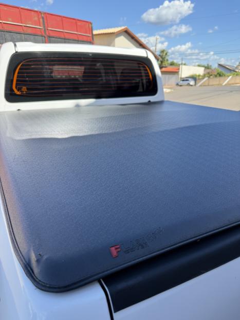 TOYOTA Hilux Caminhonete 2.8 16V 4P SRX DIESEL CABINE DUPLA, Foto 8