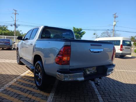 TOYOTA Hilux Caminhonete 2.7 16V 4P SRV FLEX CABINE DUPLA AUTOM�TICO, Foto 5