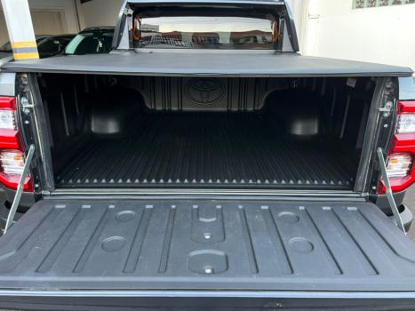 TOYOTA Hilux Caminhonete 2.8 16V SRX PLUS 4X4 TURBO DIESEL CABINE DUPLA AUTOM�TICO, Foto 17