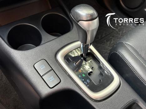 TOYOTA Hilux Caminhonete 2.8 16V SRX 4X4 DIESEL CABINE DUPLA AUTOM�TICO, Foto 8
