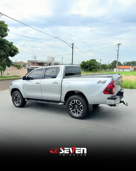 TOYOTA Hilux Caminhonete 2.8 16V SRX LIMITED 4X4 TURBO DIESEL CABINE DUPLA AUTOM�TICO, Foto 6