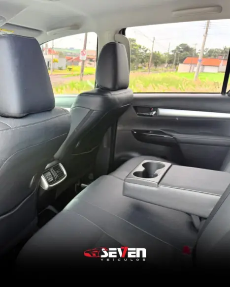 TOYOTA Hilux Caminhonete 2.8 16V SRX LIMITED 4X4 TURBO DIESEL CABINE DUPLA AUTOM�TICO, Foto 9