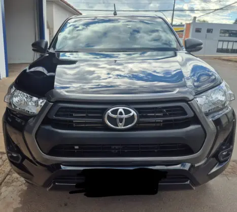 TOYOTA Hilux Caminhonete 2.8 16V 4P SR 4X4 DIESEL CABINE DUPLA AUTOM�TICO, Foto 1