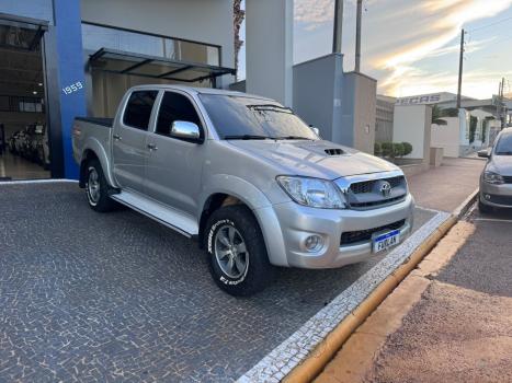TOYOTA Hilux Caminhonete 3.0 16V 4P 4X4 SRV TURBO DIESEL, Foto 1