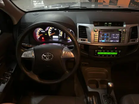 TOYOTA Hilux Caminhonete 2.7 16V 4P SRV CABINE DUPLA, Foto 10