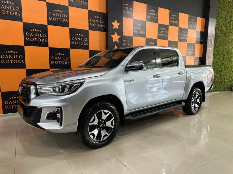 TOYOTA Hilux Caminhonete 2.8 16V 4P SRX DIESEL CABINE DUPLA, Foto 3