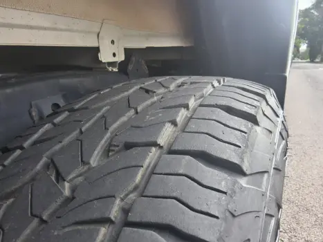 TOYOTA Hilux Caminhonete 2.8 4X4 DIESEL CABINE SIMPLES, Foto 13