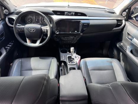 TOYOTA Hilux Caminhonete 2.8 16V SRV 4X4 DIESEL CABINE DUPLA AUTOM�TICO, Foto 5