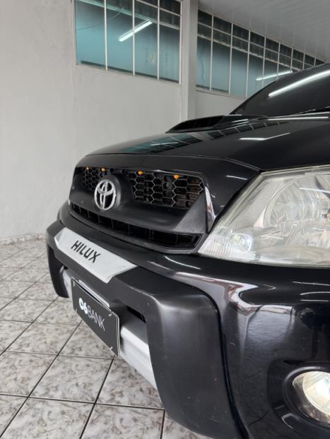 TOYOTA Hilux Caminhonete 3.0 4P 4X4 SRV TURBO DIESEL CABINE DUPLA AUTOM�TICO, Foto 3
