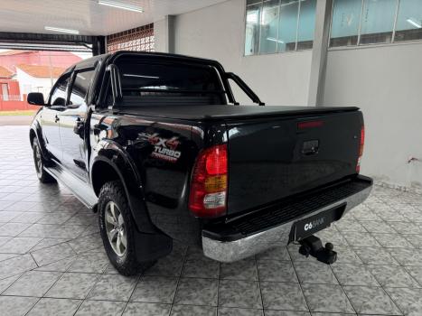 TOYOTA Hilux Caminhonete 3.0 4P 4X4 SRV TURBO DIESEL CABINE DUPLA AUTOM�TICO, Foto 4